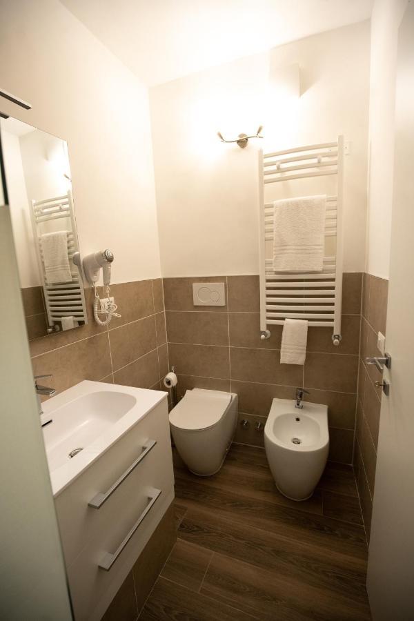 Romecoming Ostiense Guest House ภายนอก รูปภาพ