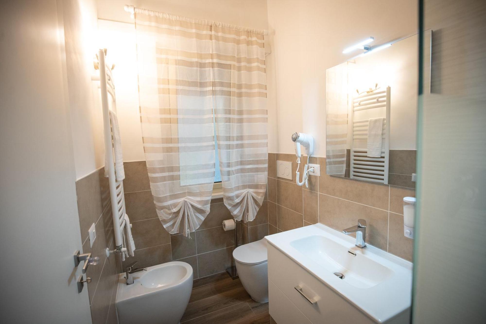 Romecoming Ostiense Guest House ภายนอก รูปภาพ